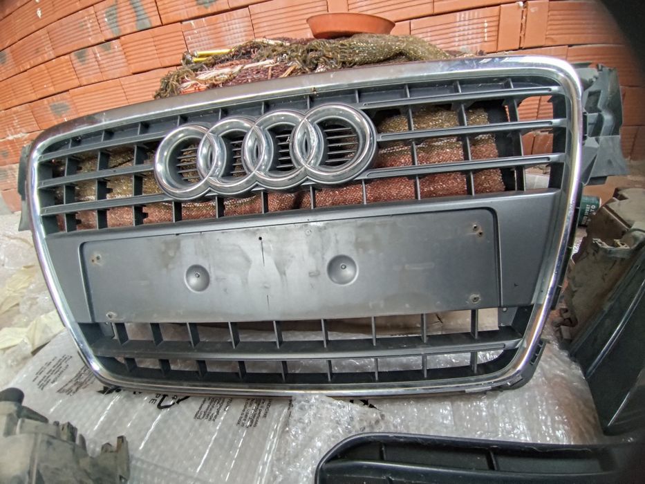 Решетка Audi a4 b8