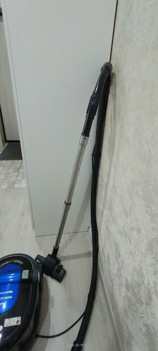 Продам пылесос LG