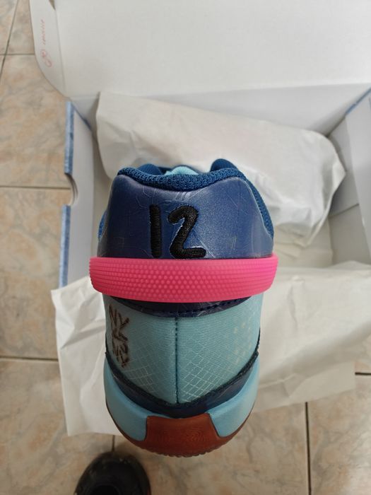 JA 1 Court blue,noi, originali, cutie marime 48.5