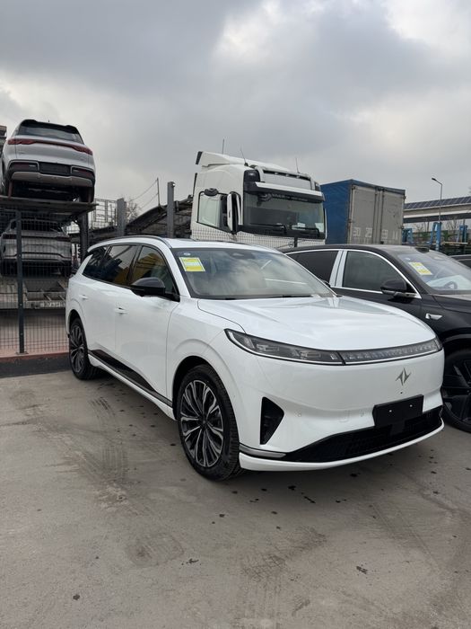 Dongfeng 008 EP Restayling 2025/2026