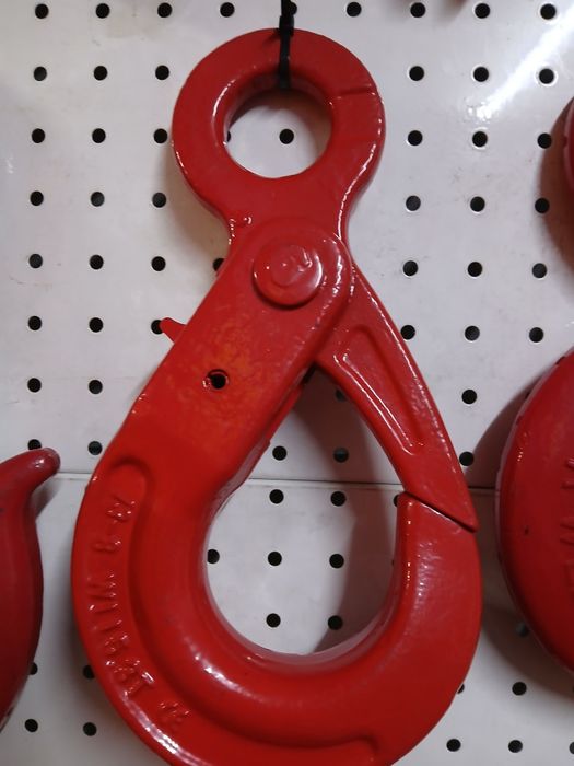 Крюки, скобы такелажные