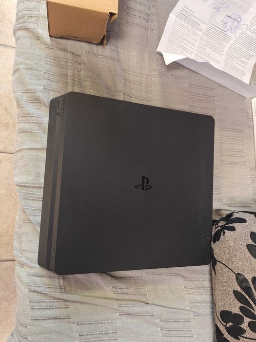 Play Station 4