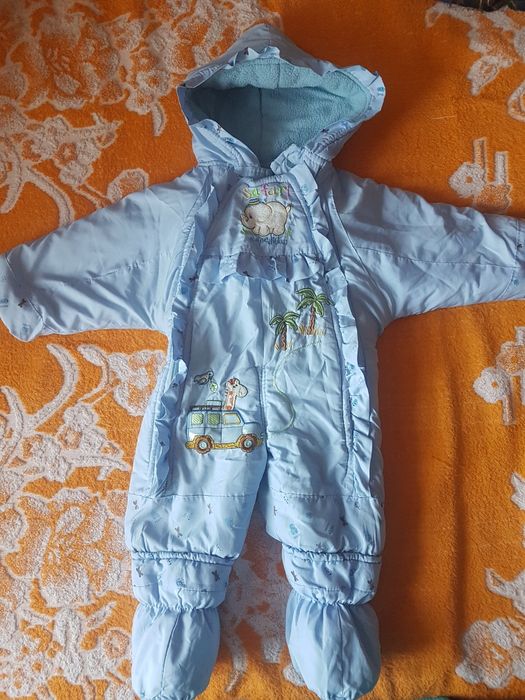 Продам комбинезон весна-осень