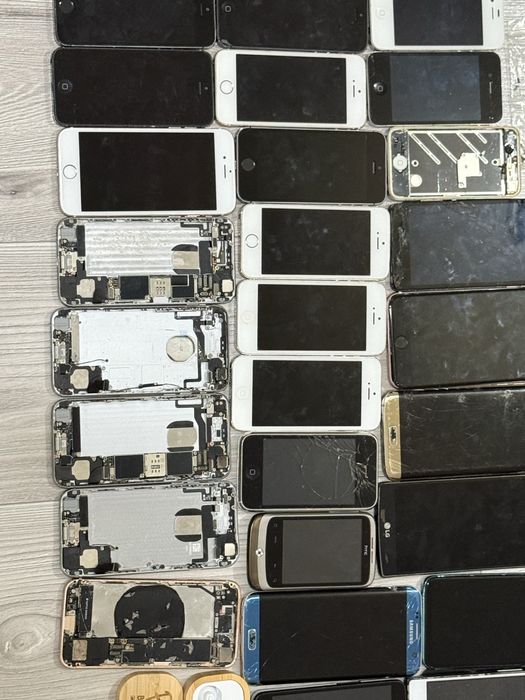 Iphone 3 g, 4, 4s, 5, 6, 6 ultra, samsung, lg, redni, htc,casti