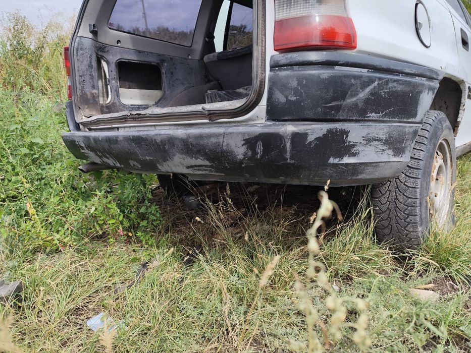 Задний бампер Опель астра F