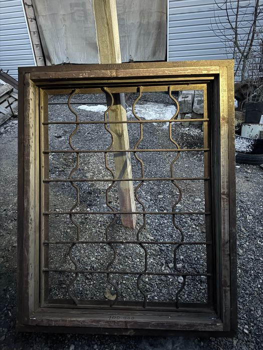 Решетка железная