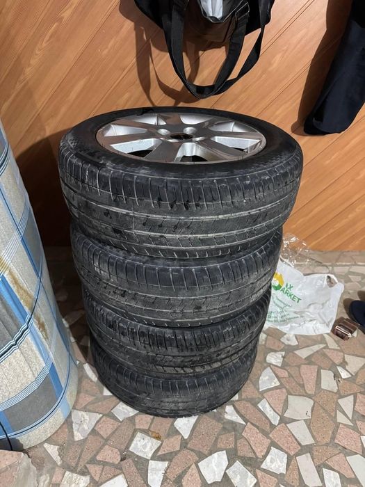 Продам титановый диск шины в комплекте