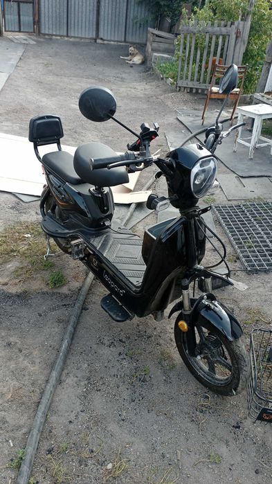 Scuter продам срочна 60  0000