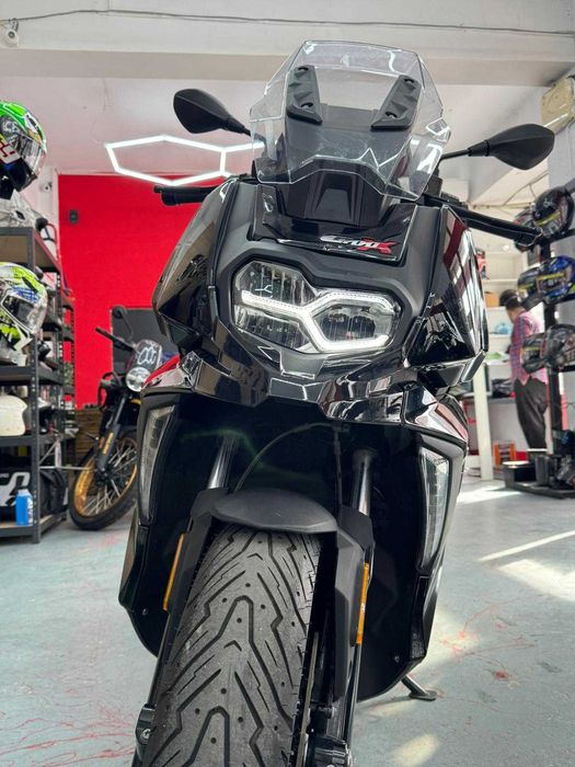 Scuter BMW C400X 2025 -GARANTIE-