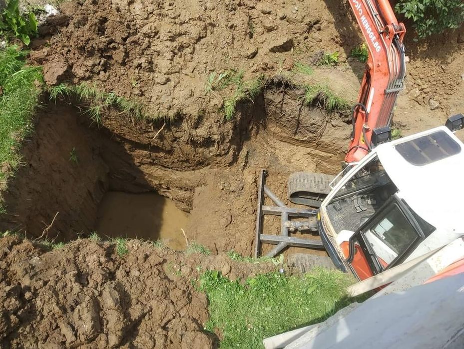 Септични ями, дренажи, доставка на инертни материал.Цялостна изработка
