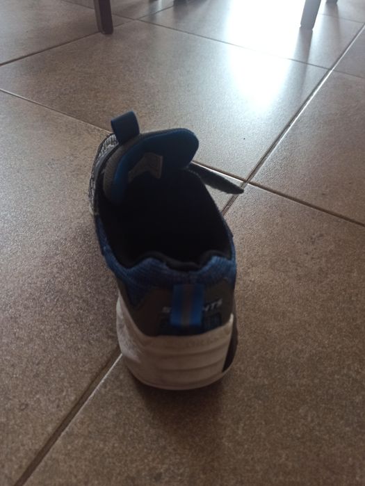 Pantofi skechers shark bots mărimea 36, 5
