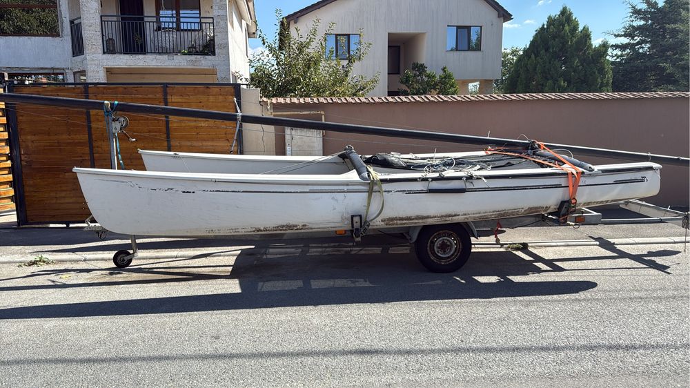 Vand catamaran + peridoc