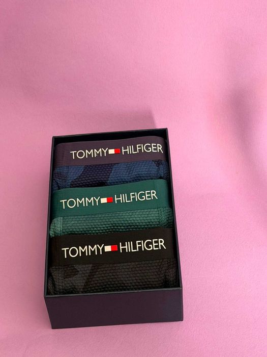 Boxeri Tommy Hilfiger multicolor marimea Xl 20%reducere