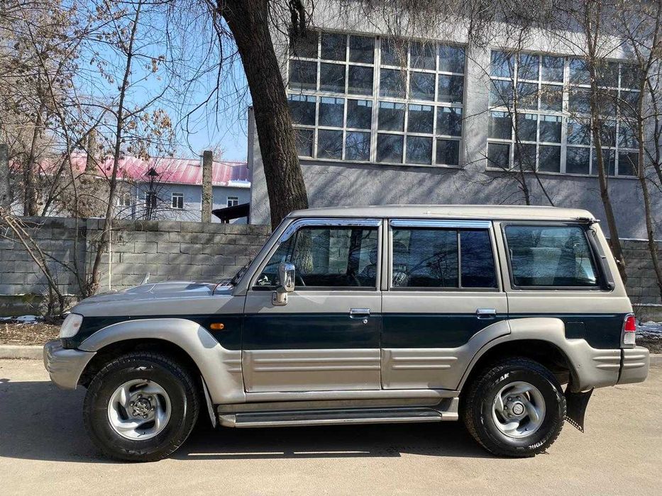 Hyundai Galloper 2001