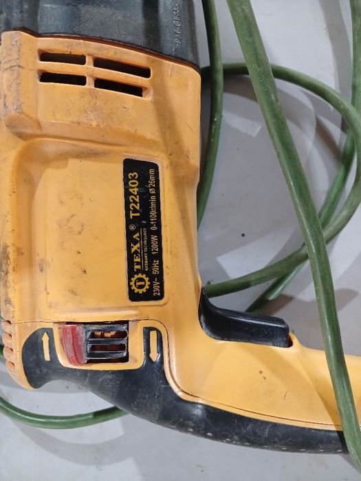 Перфоратор и дрель и болгарка и лобзик сотилади