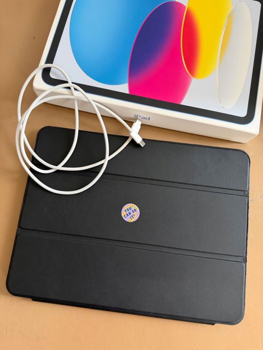 Ipad (A16) Wi-Fi + Cellular / 128GB