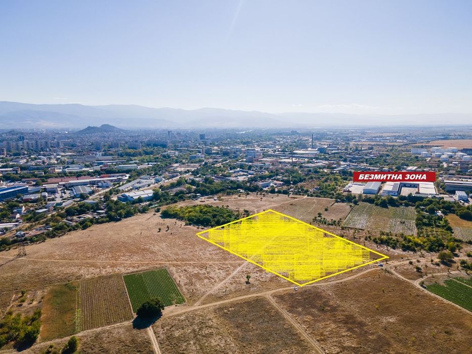 Продава се Парцел в Пловдив, Индустриална зона - Север - 12423 кв.м за 46 €/кв.м - Снимка #1