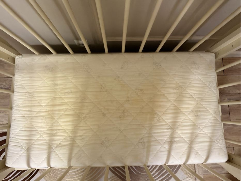 Детская кроватка манеж