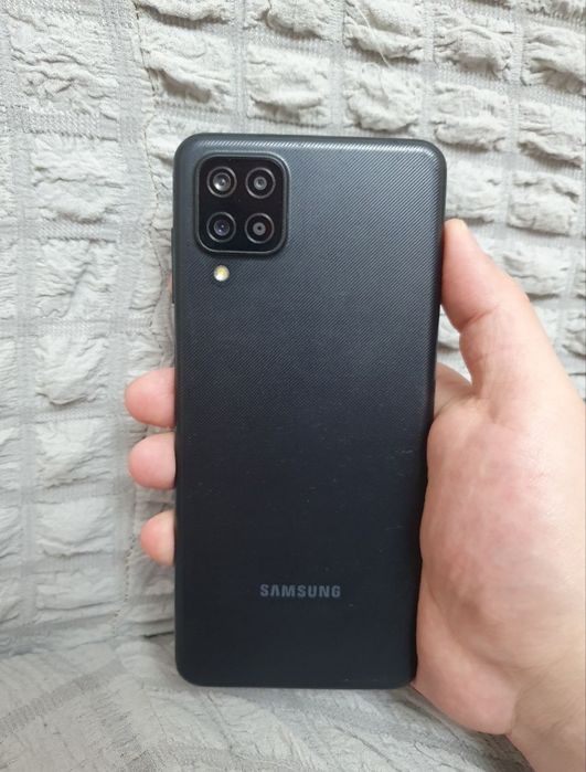 Samsung Galaxy A12 4/64GB Black Igravoy Original holati ideal Yaxshi