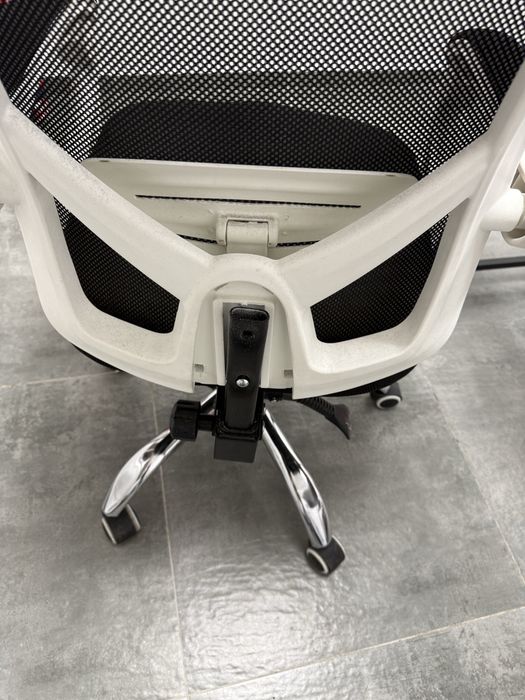 Компьютерное кресло