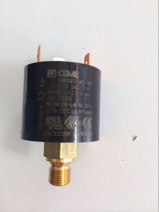 presostat reglabil 0,2-6 bar ceme PC5410/VAP 3 contacte 1/8 sau altele