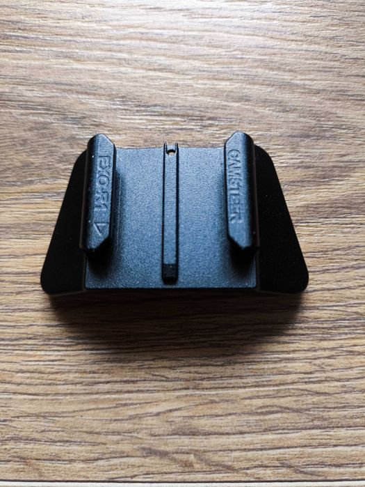 Prindere camera casca scorpion r1