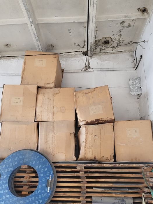 Продаётся люстра количестве 8шт