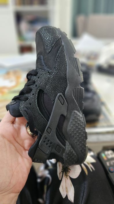 Adidaşi Nike Air Huarache Run ediție speciala