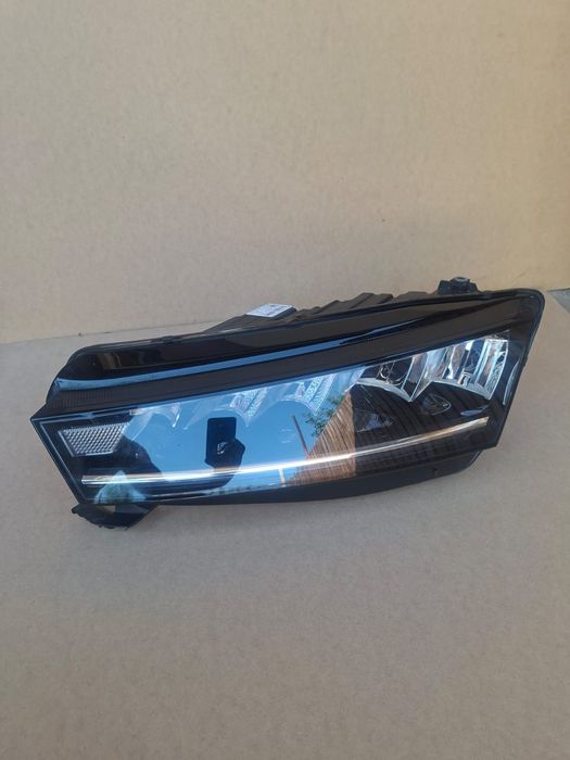 Far SKODA Octavia 4 facelift 2024/2025 dreapta led cu calculator echipat      Far stg Octavia 4 full led  2022