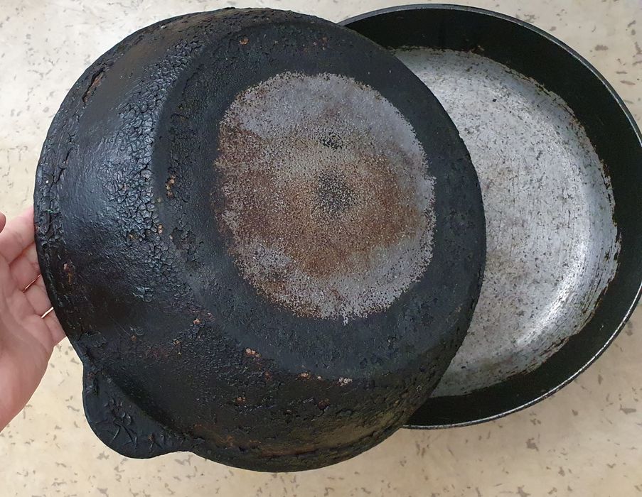 Большая сковорода чугунная