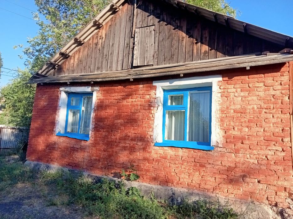 Продам дом кирпичный