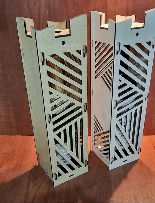 Cutie cadou pentru sticla de vin sau vin spumant .