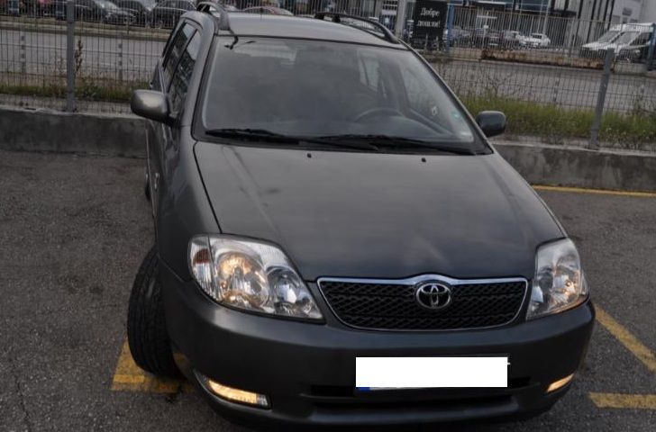 Toyota Corolla 2.0d4d 90к.с. комби на части