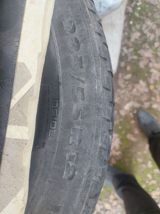 Продам Шины 235/55/18