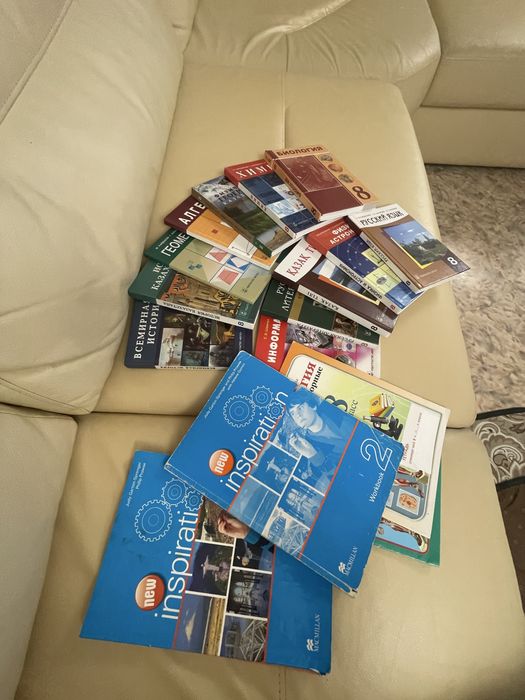 Продам книги 8 класс новые