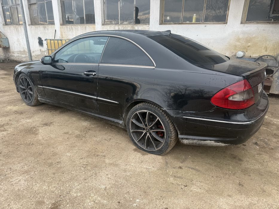 Mercedes clk 270 на части