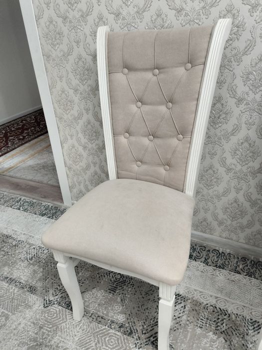 Стулья почти новые