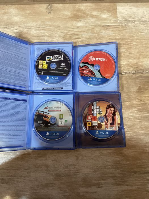 Playstation 4 fat 1TB