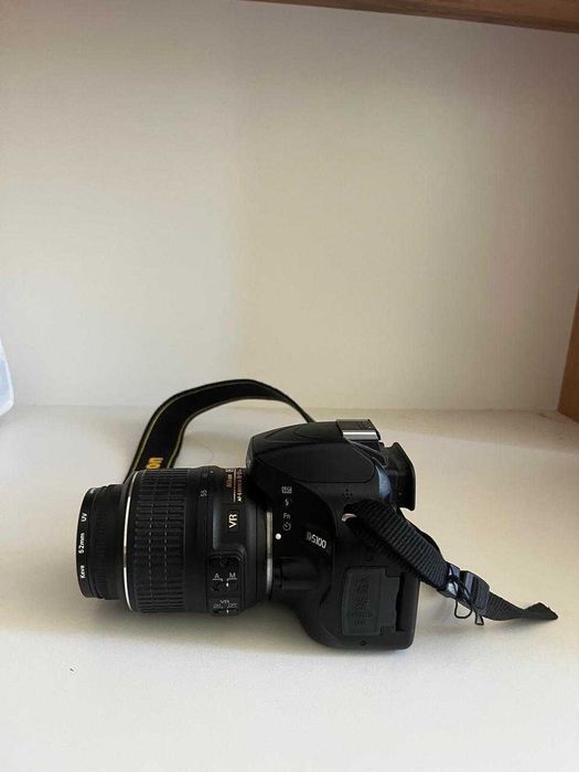 Профессиональный фотоаппарат