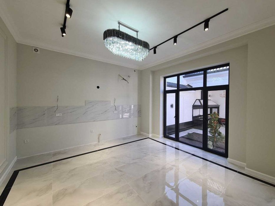 Евродом на Циолковского с бассейном и сауной