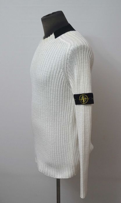 Pulover Stone Island alb cu negru marimea M