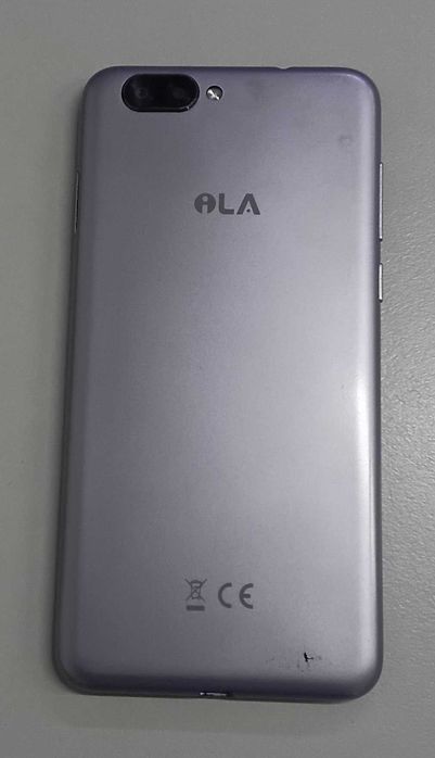 Смартфон iLa D1 в хорошем состоянии