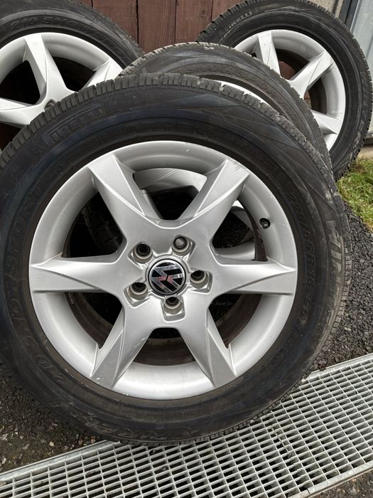 Da vânzare Jante cu cauciucuri de iarnă 225/55/R16