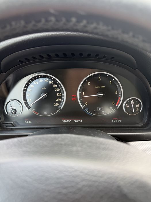 BMW Seria 5 F10 530xd