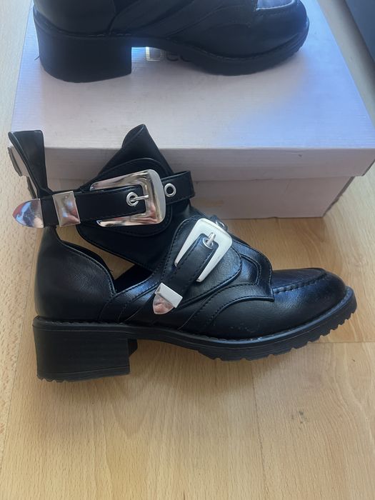 Кожени Боти  DeeZee