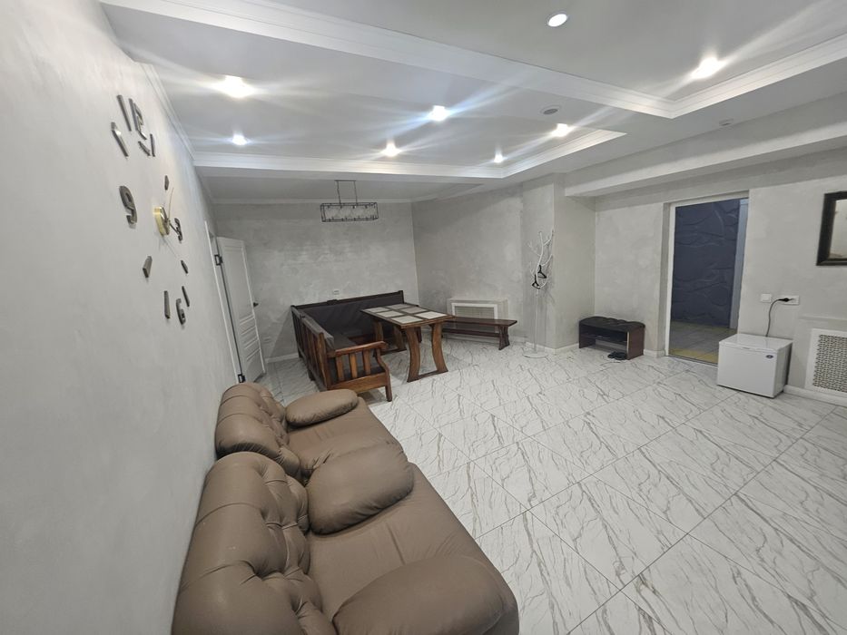 Сауна баня караоке бассейн 5000