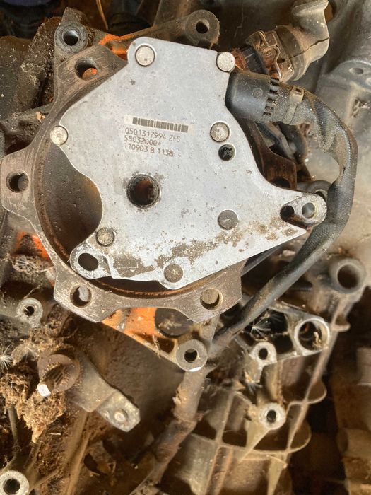 Потенциометър скоростна кутия пасат 5hp19