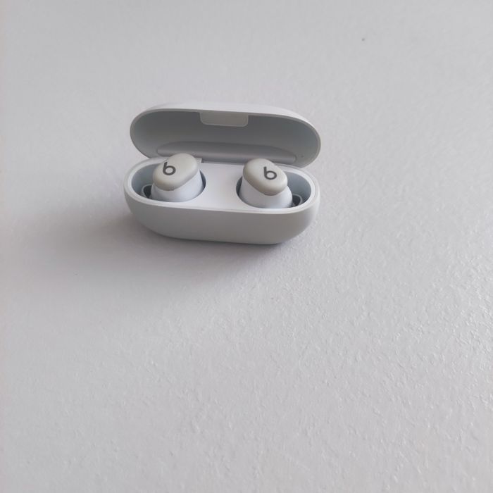 Căști Beats solo buds