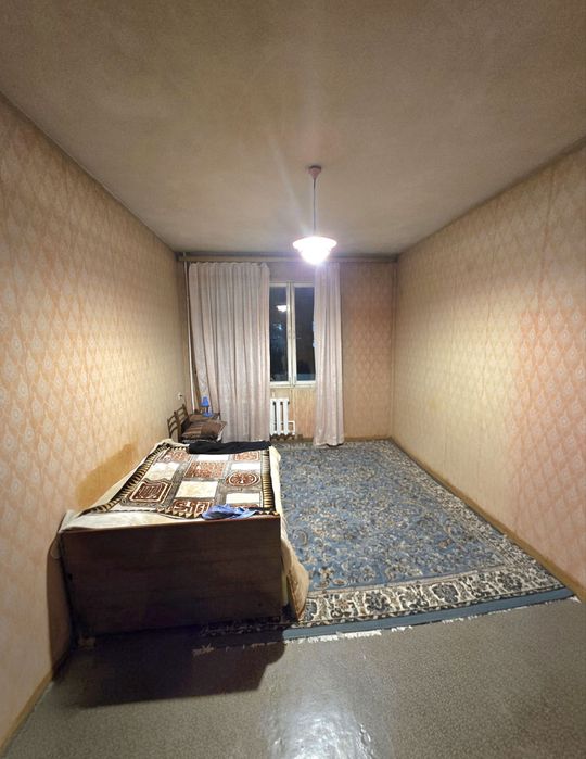 Ялангач Продается квартира 3/2/4 балкон 1.5х3