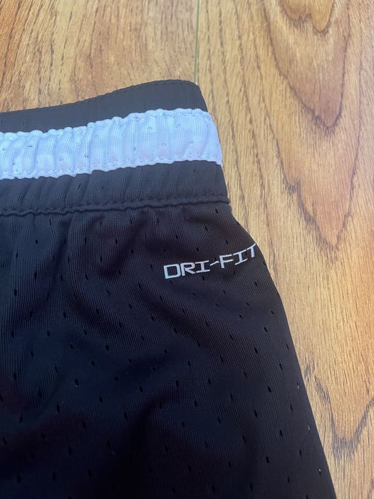 Pantaloni scurti nike